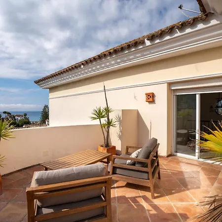 With Private Pool Sea Views & Peaceful Surroundings In Mijas Villa *